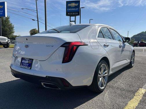 2024 Cadillac CT4 Luxury