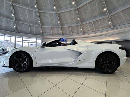 2024 Chevrolet Corvette E-Ray RWD Convertible 3LZ