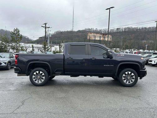 2024 Chevrolet Silverado 2500 Custom