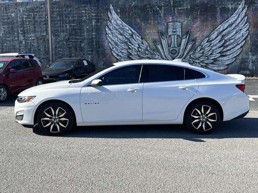 2022 Chevrolet Malibu FWD RS