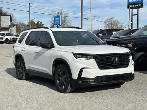 2025 Honda Pilot Sport