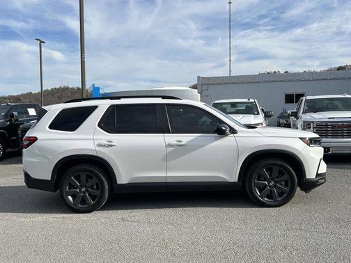 2025 Honda Pilot Sport