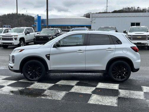2023 Mitsubishi Outlander Sport 2.0 LE