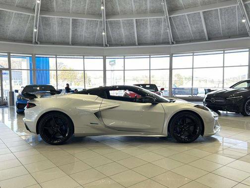 2026 Chevrolet Corvette E-Ray Convertible, 3LZ, RWD
