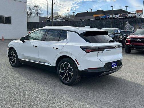 2025 Chevrolet Equinox EV LT