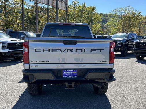 2026 Chevrolet Silverado 2500 Custom