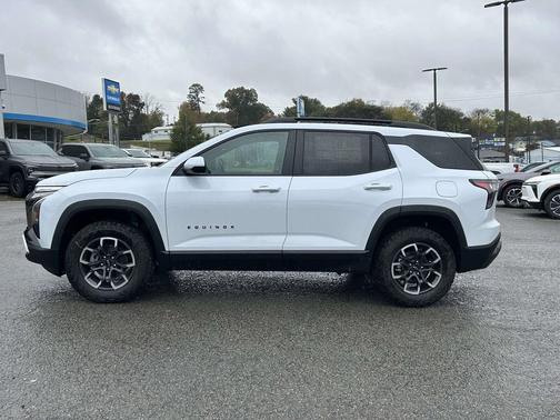 Polar White Tricoat 2026 Chevrolet Equinox AWD ACTIV