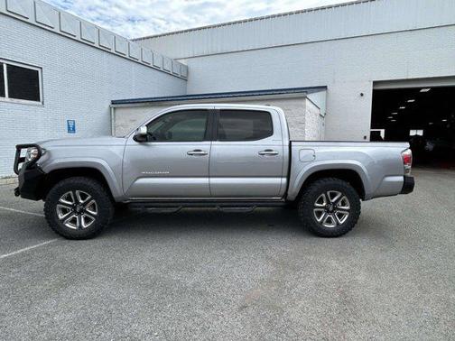 Silver Sky Metallic 2017 Toyota Tacoma Limited