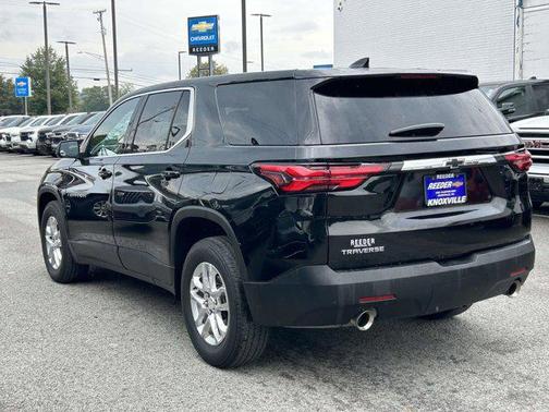 2022 Chevrolet Traverse LS
