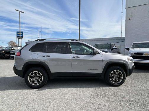 2020 Jeep Cherokee Trailhawk