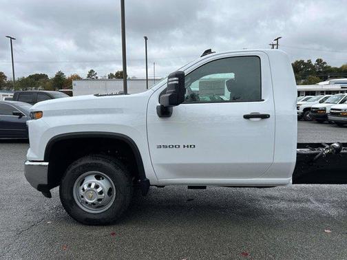 2026 Chevrolet Silverado 3500 WT