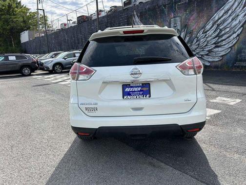 Pearl White 2015 Nissan Rogue SL