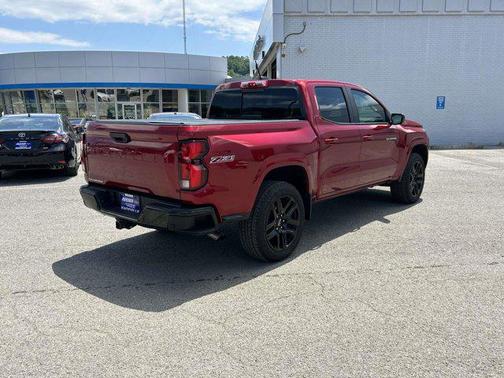 Radiant Red Tintcoat 2025 Chevrolet Colorado Z71