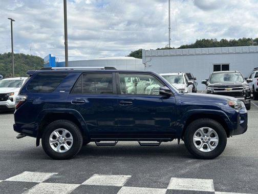 2022 Toyota 4Runner SR5 Premium