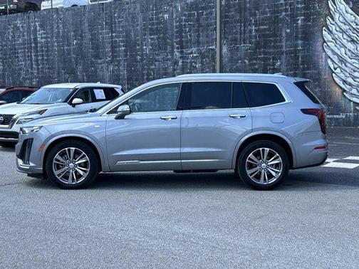 2025 Cadillac XT6 Premium Luxury FWD