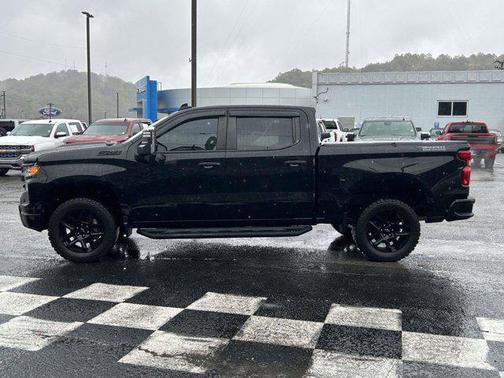 2022 Chevrolet Silverado 1500 Custom Trail Boss