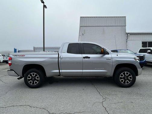 2014 Toyota Tundra SR5