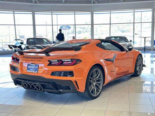 Amplify Orange Tintcoat 2024 Chevrolet Corvette Z06