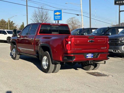 2025 Chevrolet Silverado 3500 High Country