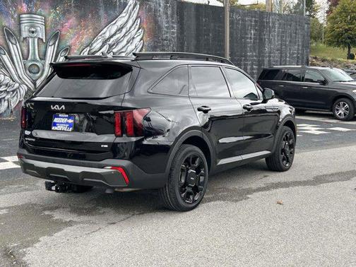 2024 Kia Sorento EX