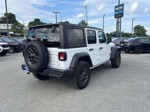 Bright White Clearcoat 2024 Jeep Wrangler Sport S