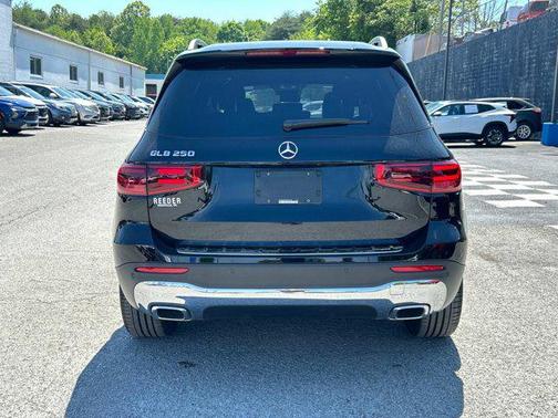 2024 Mercedes-Benz GLB 250 Base