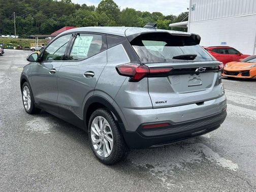 Sterling Gray Metallic 2027 Chevrolet Bolt LT FWD