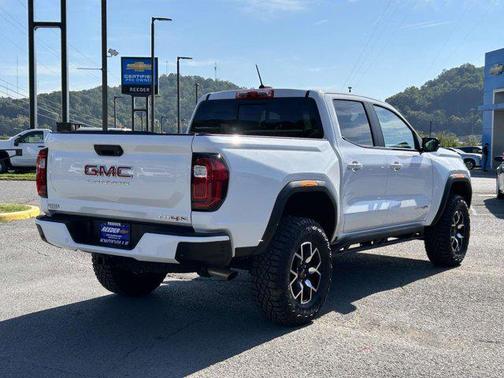 2024 GMC Canyon AT4X