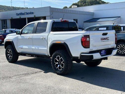 2024 GMC Canyon AT4X