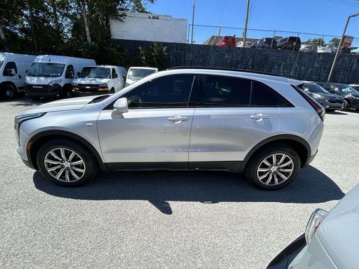 Radiant Silver Metallic 2020 Cadillac XT4 Sport