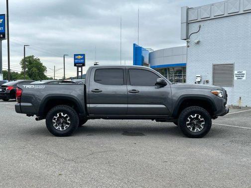 2018 Toyota Tacoma TRD Sport