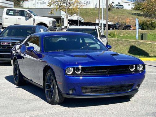 2022 Dodge Challenger SXT