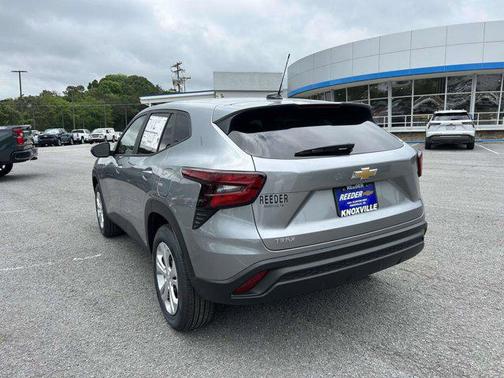 Sterling Gray Metallic 2026 Chevrolet Trax LS
