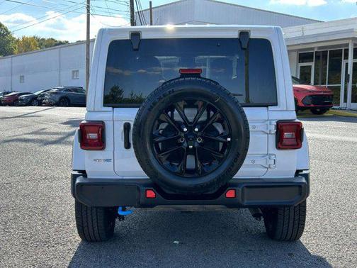 2024 Jeep Wrangler 4xe Sahara