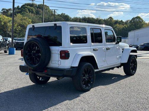 2024 Jeep Wrangler 4xe Sahara