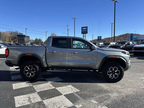 2024 GMC Canyon AT4X