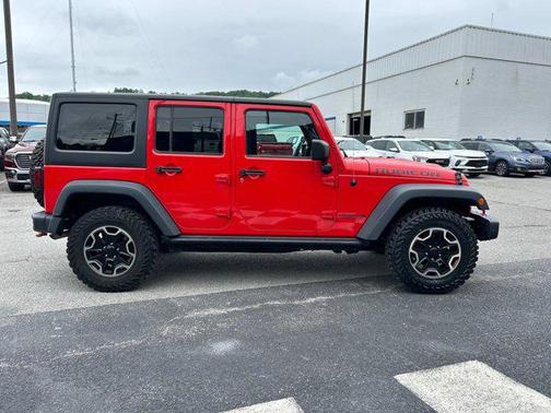 Firecracker Red Clearcoat 2017 Jeep Wrangler Unlimited Rubicon