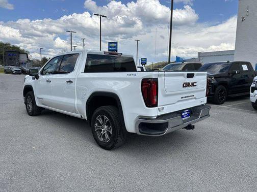 Summit White 2025 GMC Sierra 1500 SLT