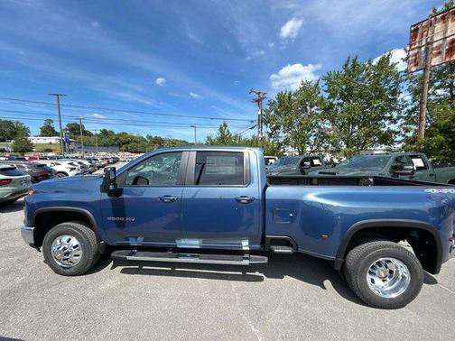 2026 Chevrolet Silverado 3500 LT