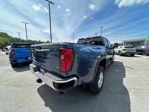 2026 Chevrolet Silverado 3500 LT