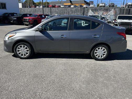 2018 Nissan Versa 1.6 SV