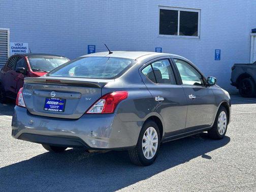 2018 Nissan Versa 1.6 SV