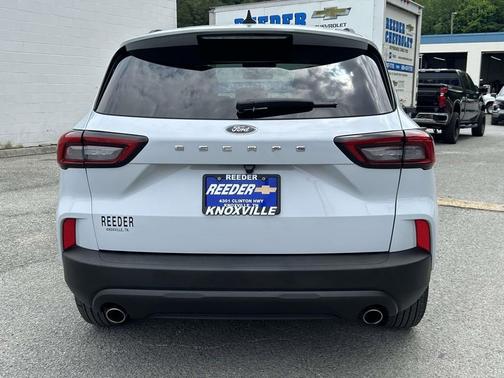 Space Silver Metallic 2025 Ford Escape ST-Line