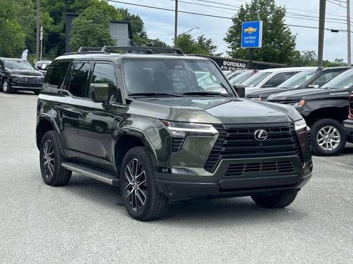 Nori Green Pearl/Black 2024 Lexus GX 550 Premium