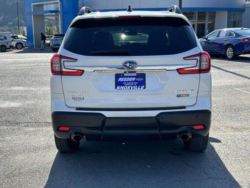 2024 Subaru Ascent Premium 8-Passenger