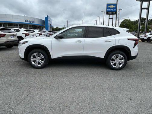 Summit White 2026 Chevrolet Trax LS