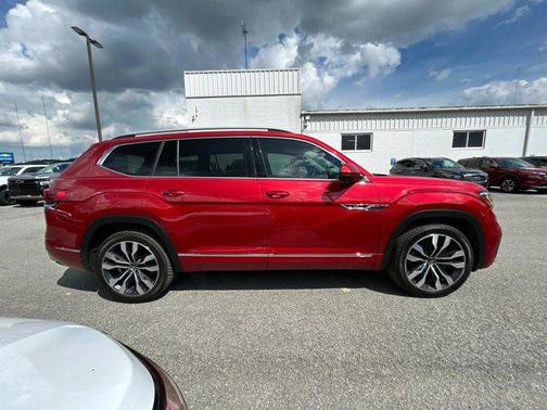 2022 Volkswagen Atlas 3.6L SEL Premium