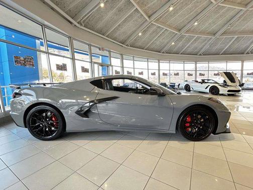 2025 Chevrolet Corvette Stingray w/3LT