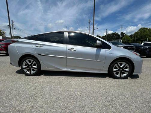 2017 Toyota Prius Four Touring