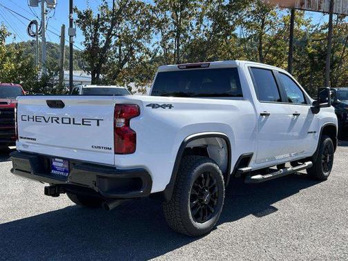 2026 Chevrolet Silverado 2500 Custom